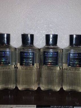 5 Bath & Body Works Black Tie 3-in-1 Hair Face & Body Wash - Gray and Black